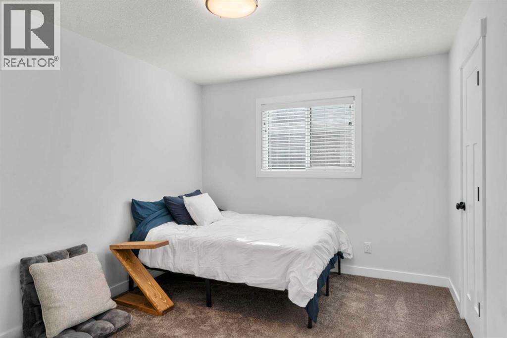 99 Ridge View Close, Cochrane