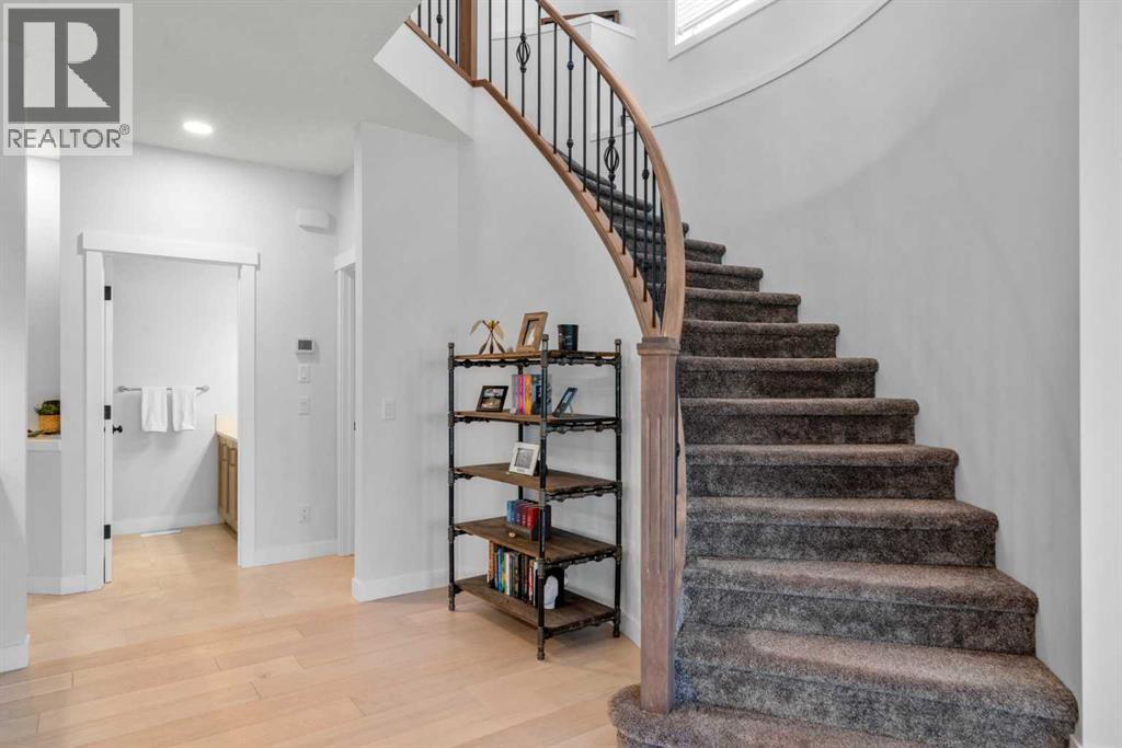 99 Ridge View Close, Cochrane