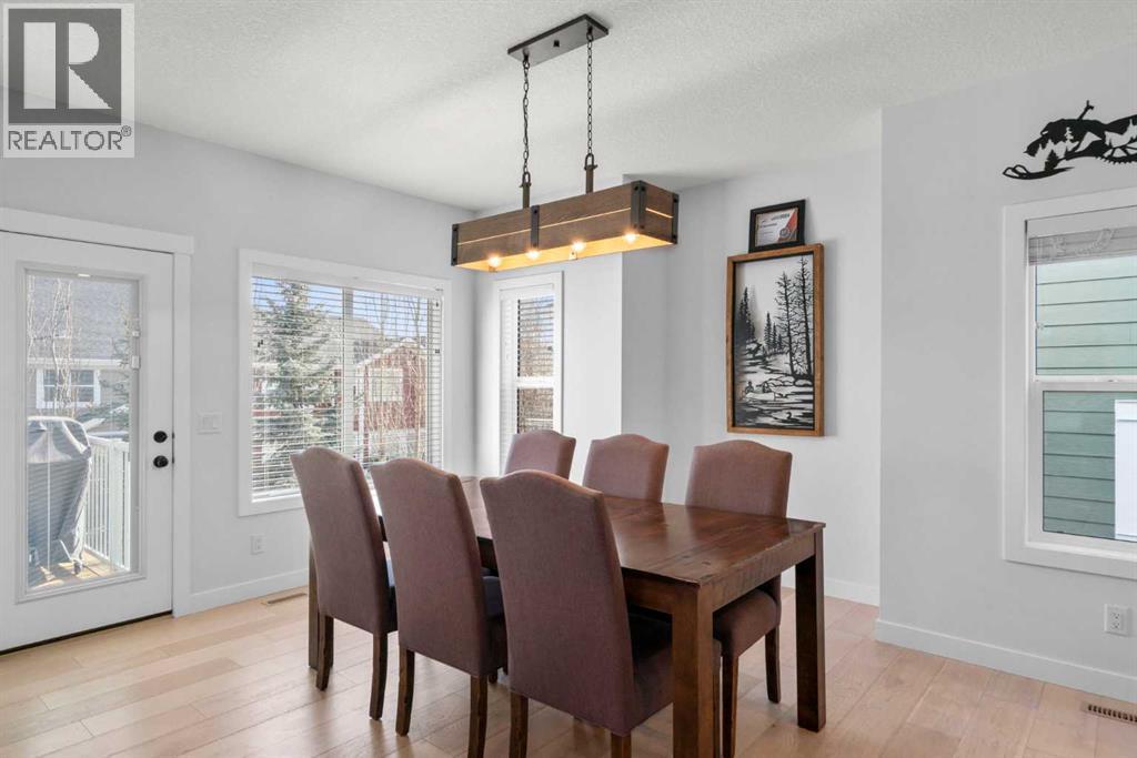 99 Ridge View Close, Cochrane