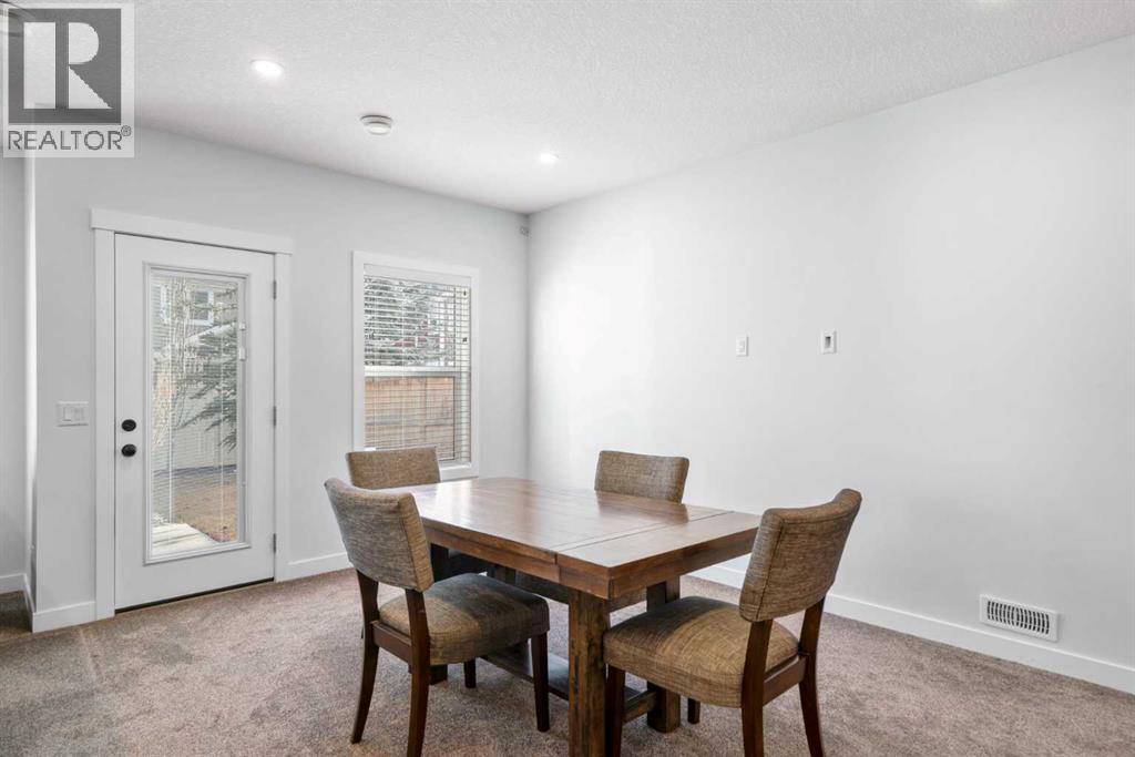 99 Ridge View Close, Cochrane