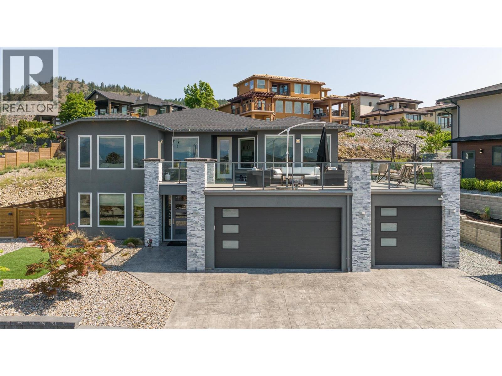  3284 Vineyard View Drive, West Kelowna