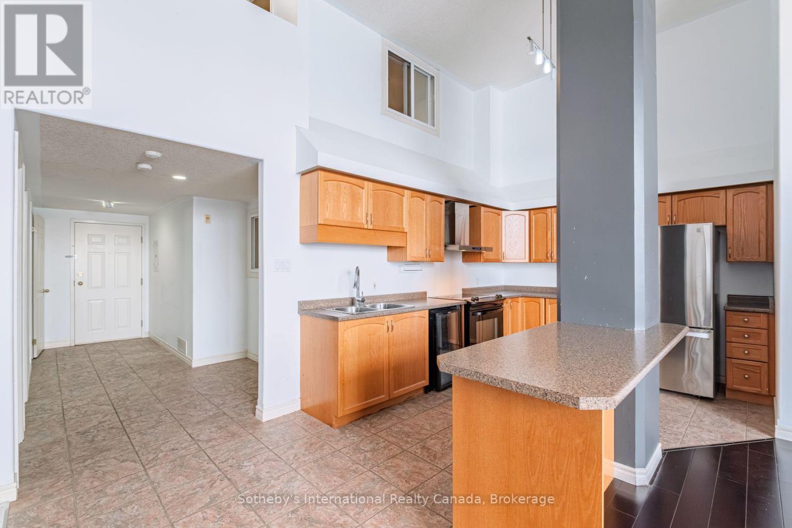 #213 111 GREY STREET - 11