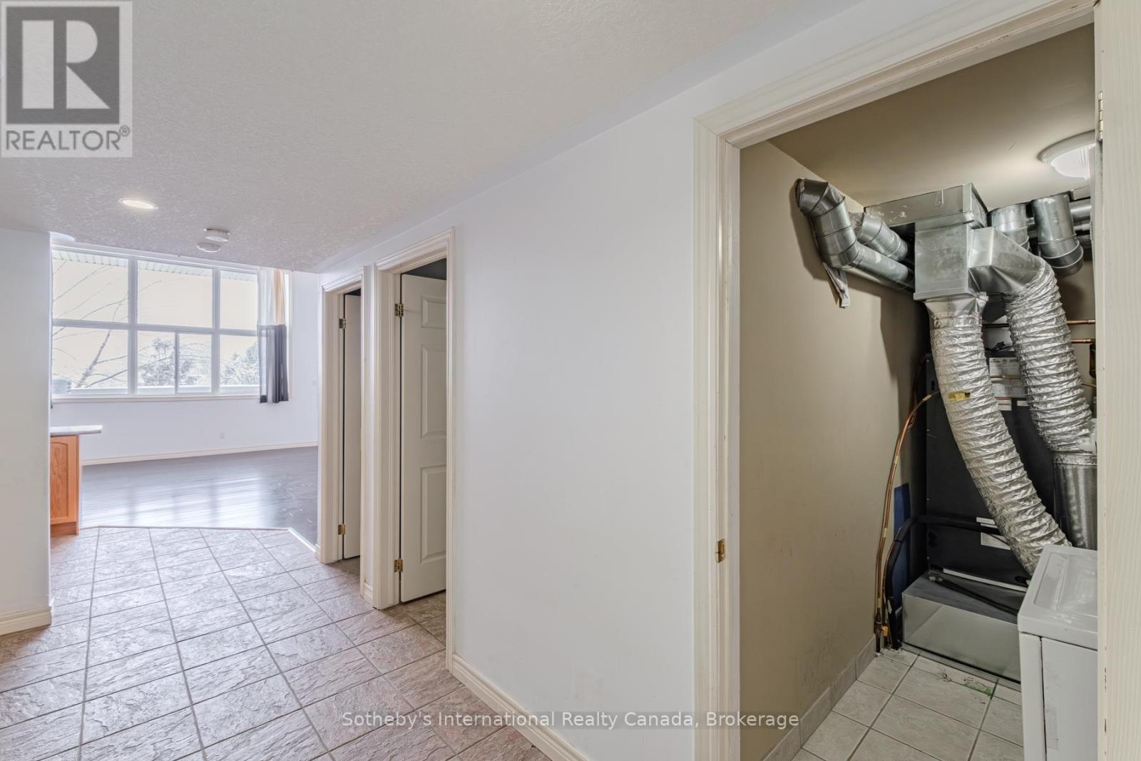 213 - 111 GREY STREET - Photo 3 of 27, Brantford, Ontario