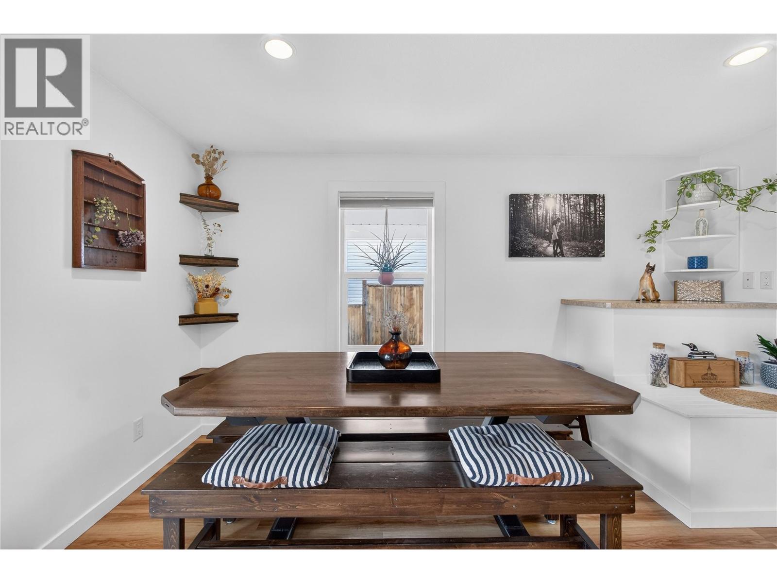 671 1 Avenue SE, Salmon Arm