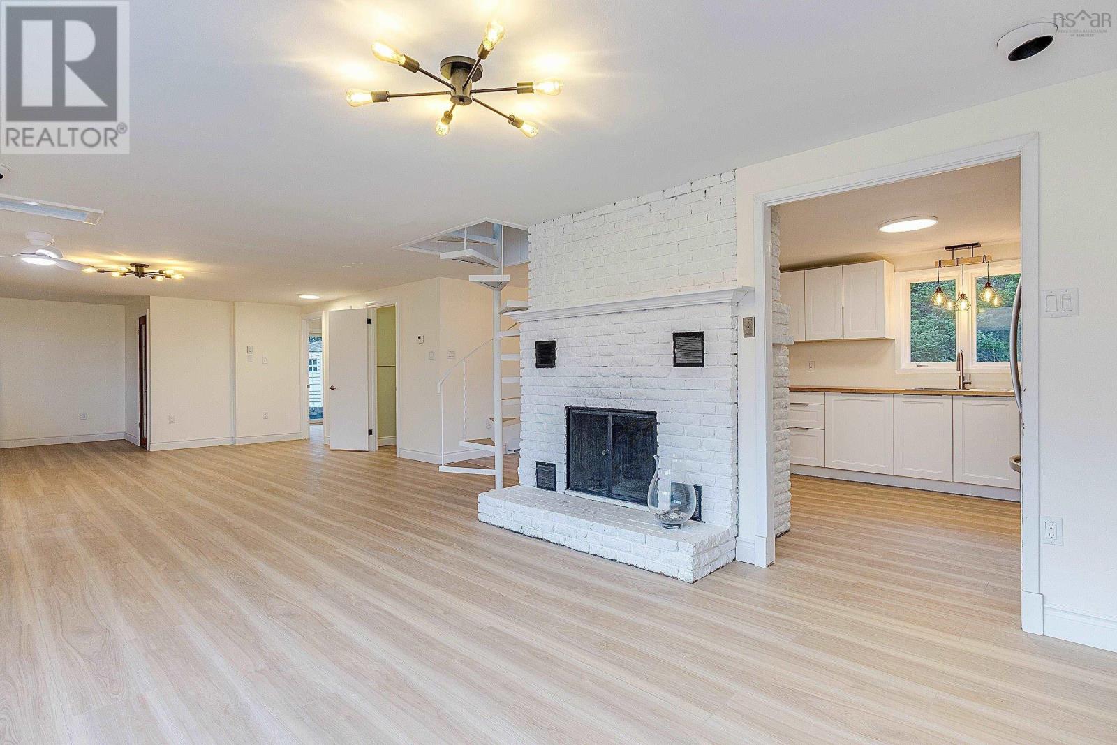 Property 21 of 41 of 310 Hillside Drive