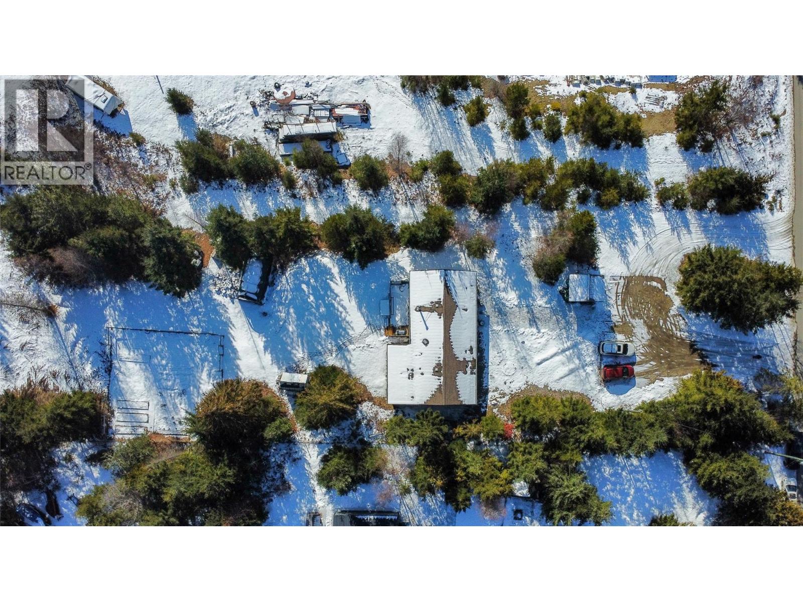 700 HEYLAND ROAD - 29