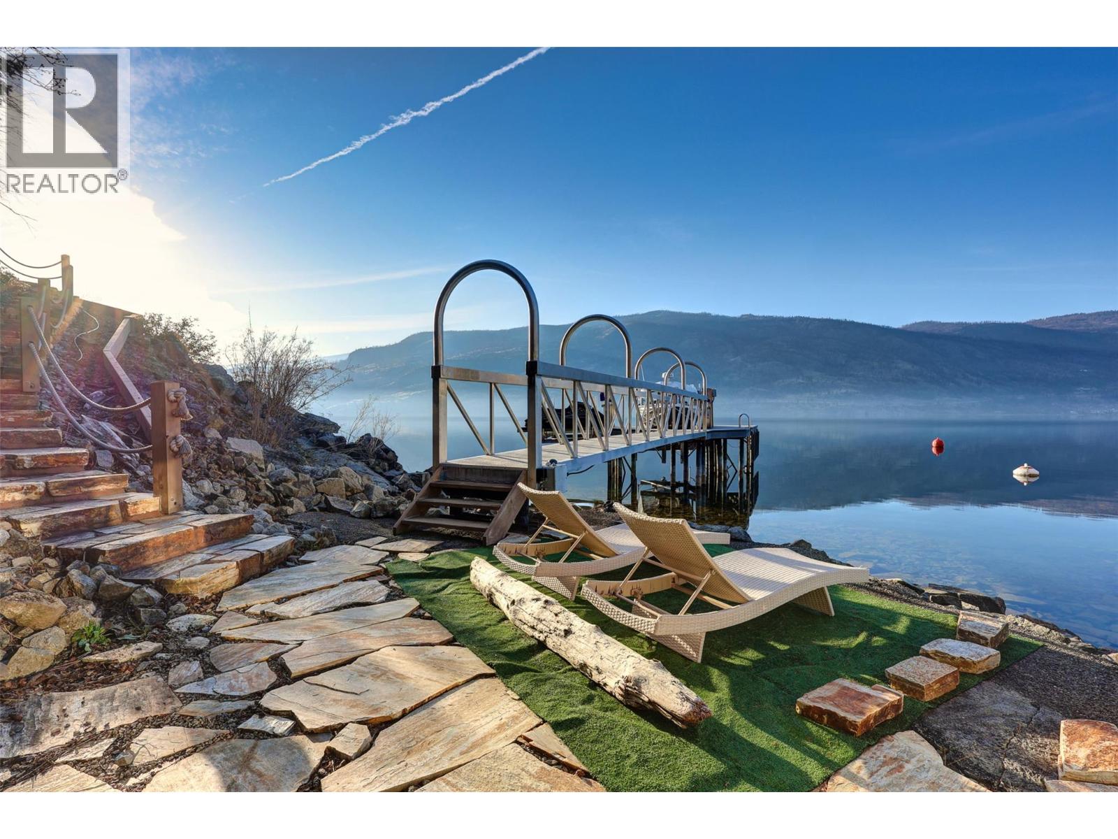  2100 Dewdney Road, Kelowna