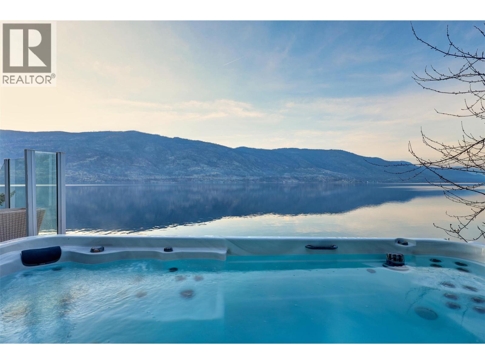  2100 Dewdney Road, Kelowna