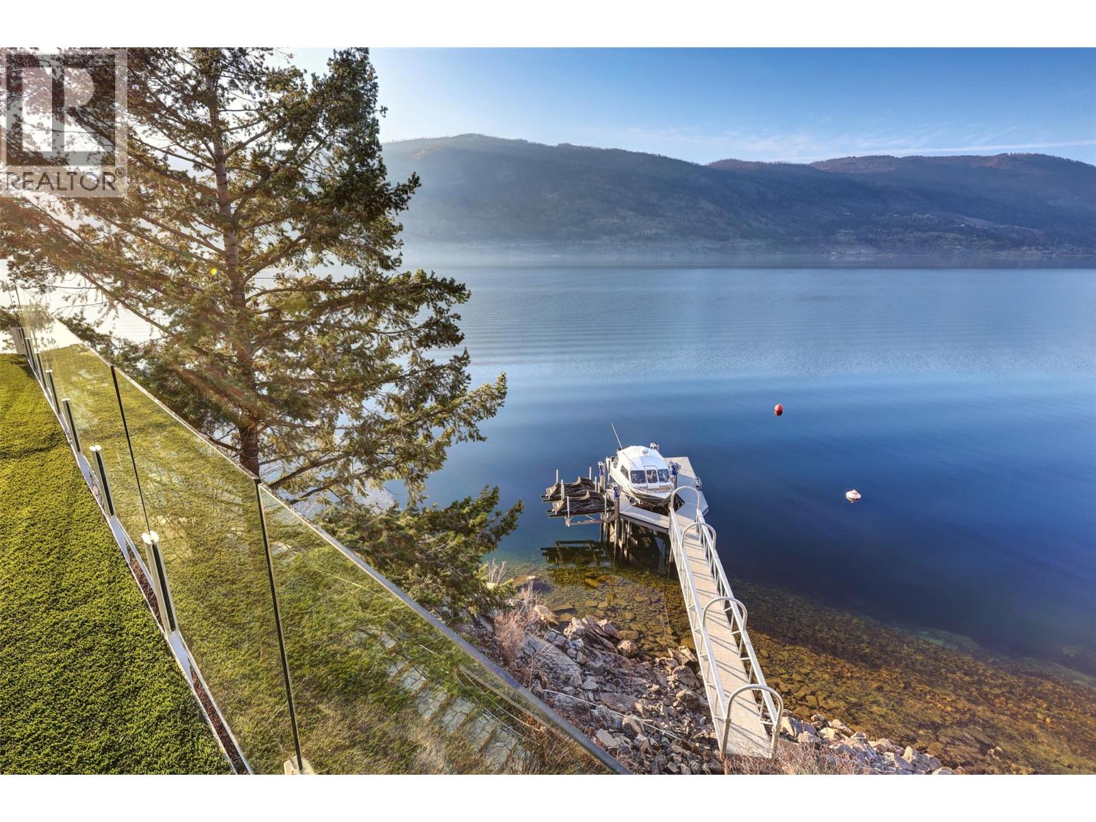  2100 Dewdney Road, Kelowna