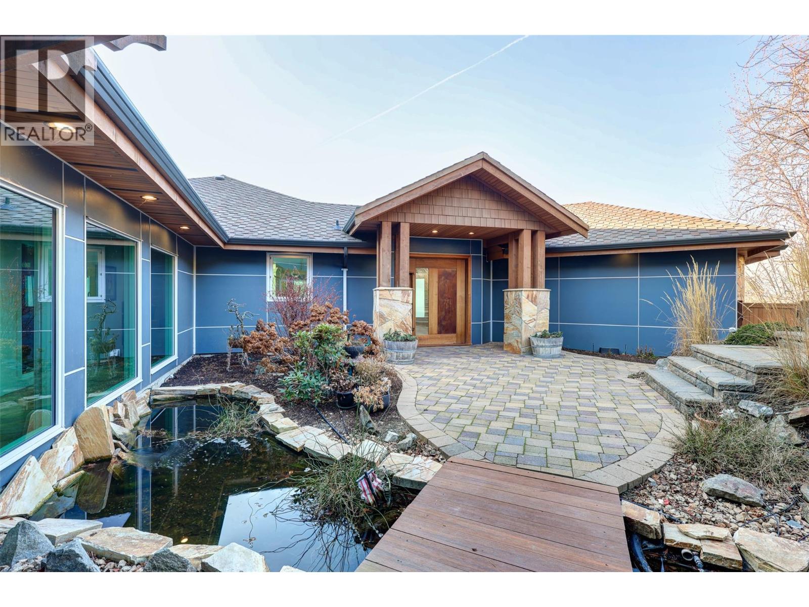  2100 Dewdney Road, Kelowna