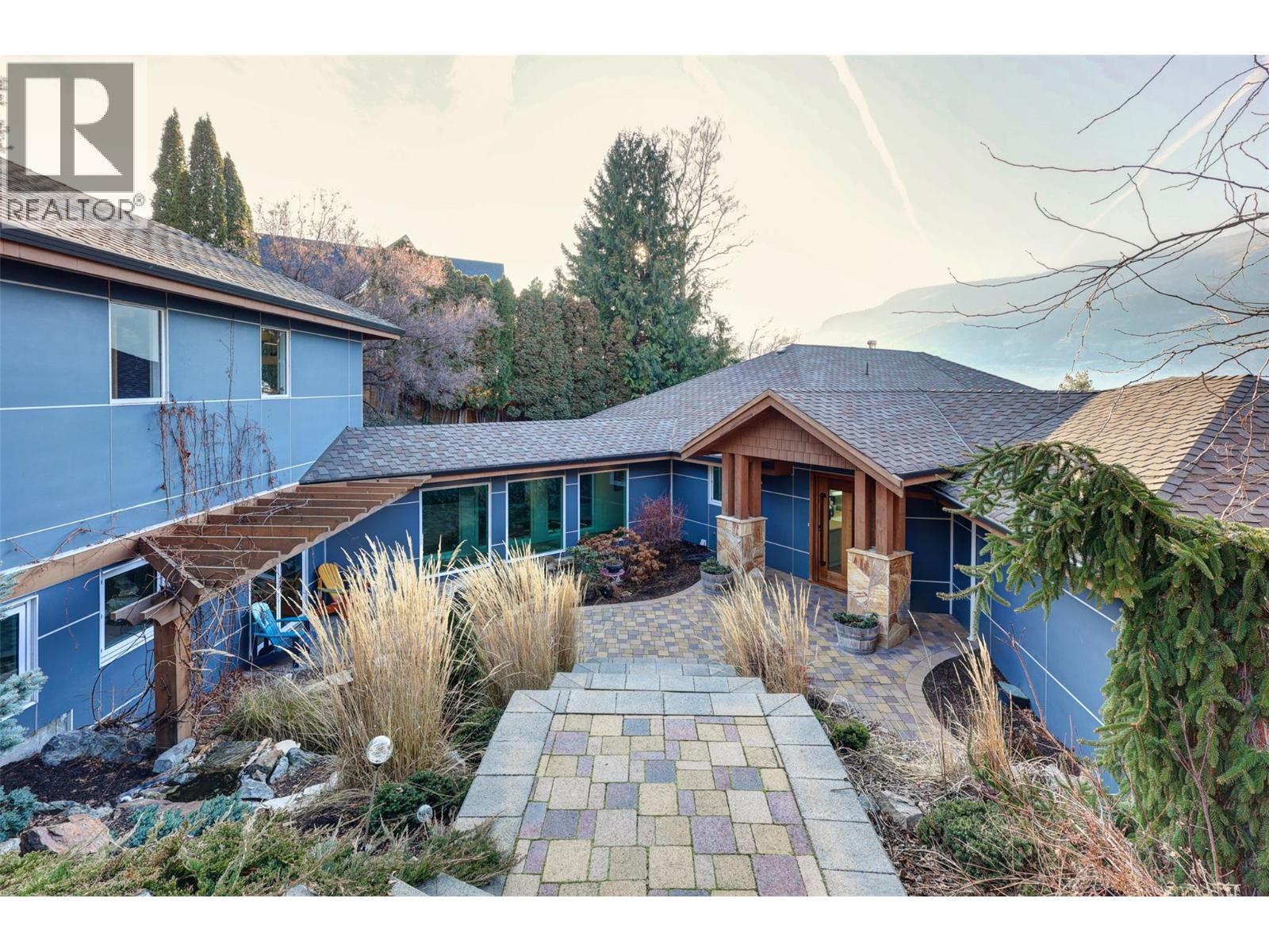  2100 Dewdney Road, Kelowna