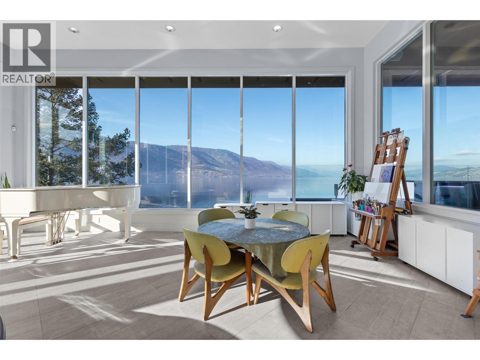  2100 Dewdney Road, Kelowna