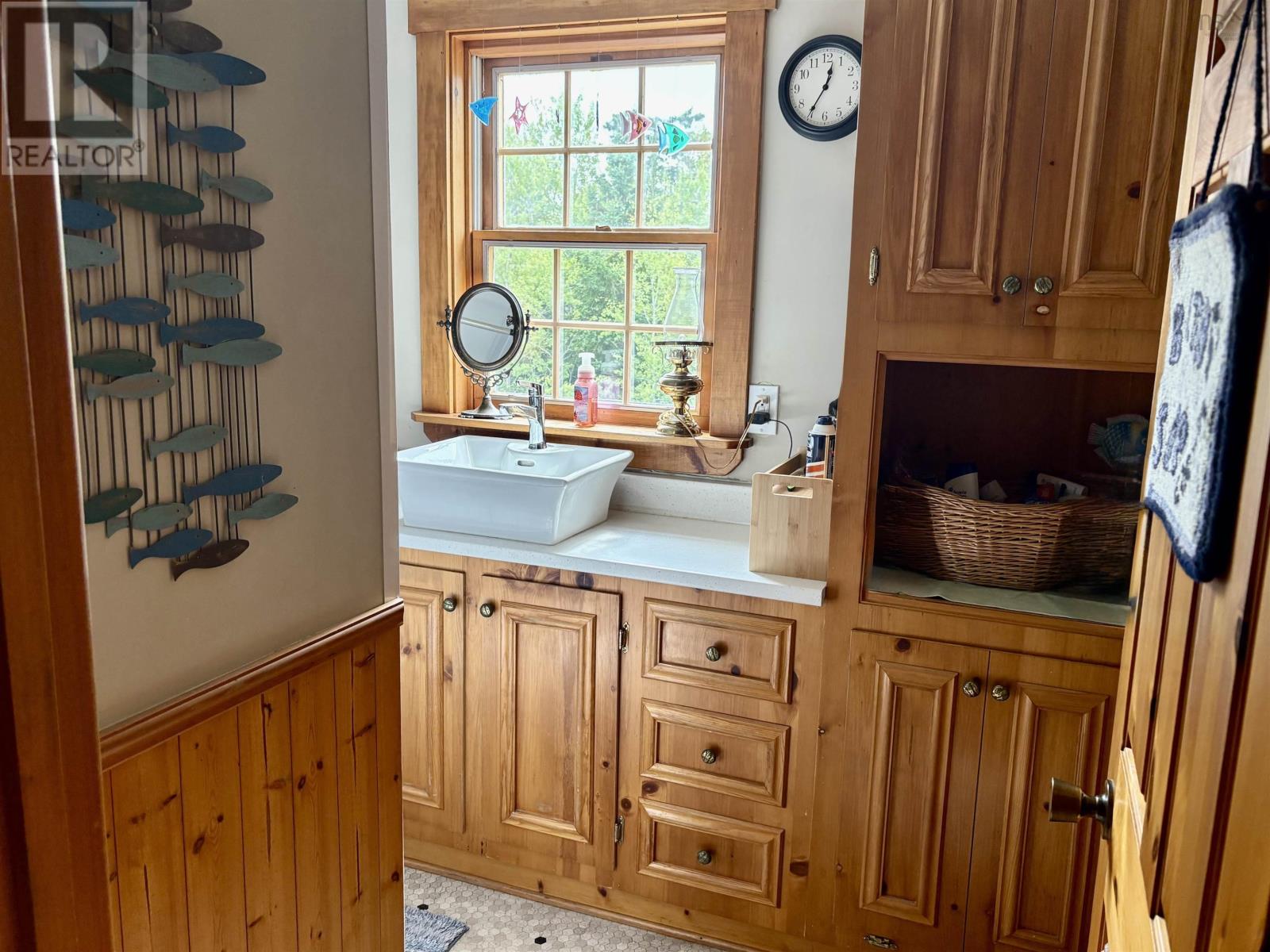 Property 32 of 49 of 3535 HIGHWAY 255