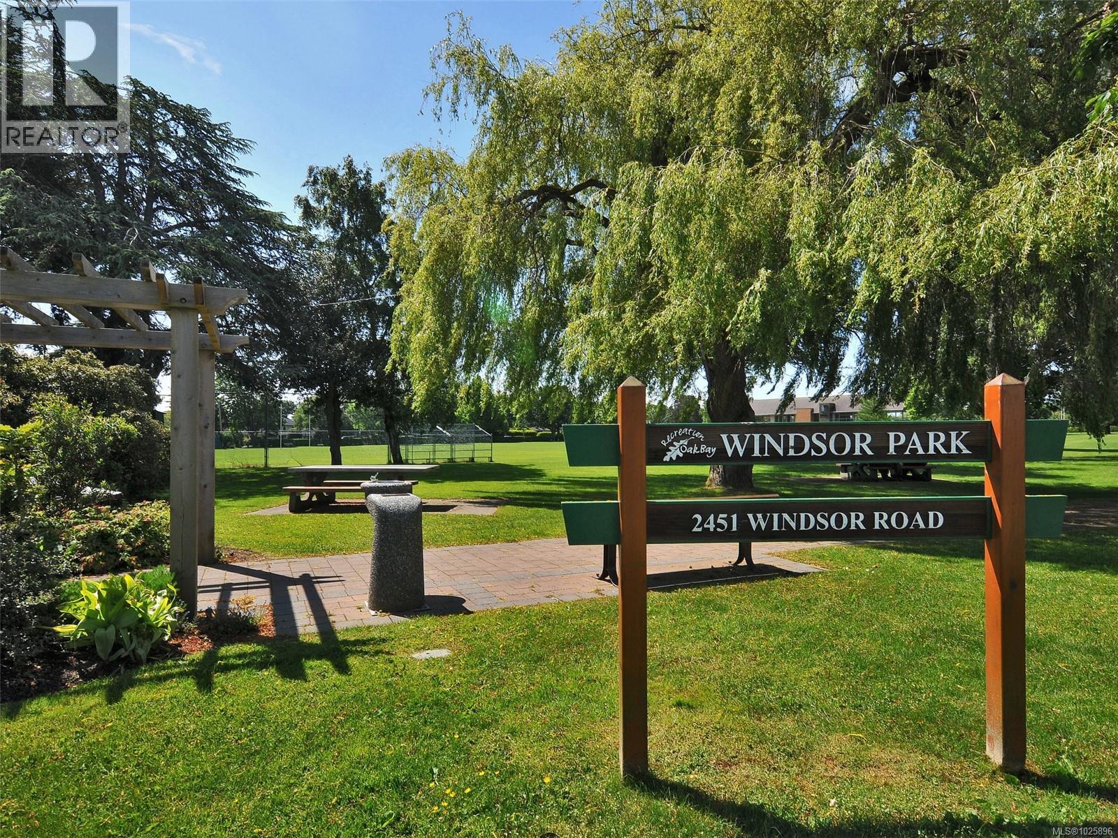  2231 Windsor Road, Oak Bay