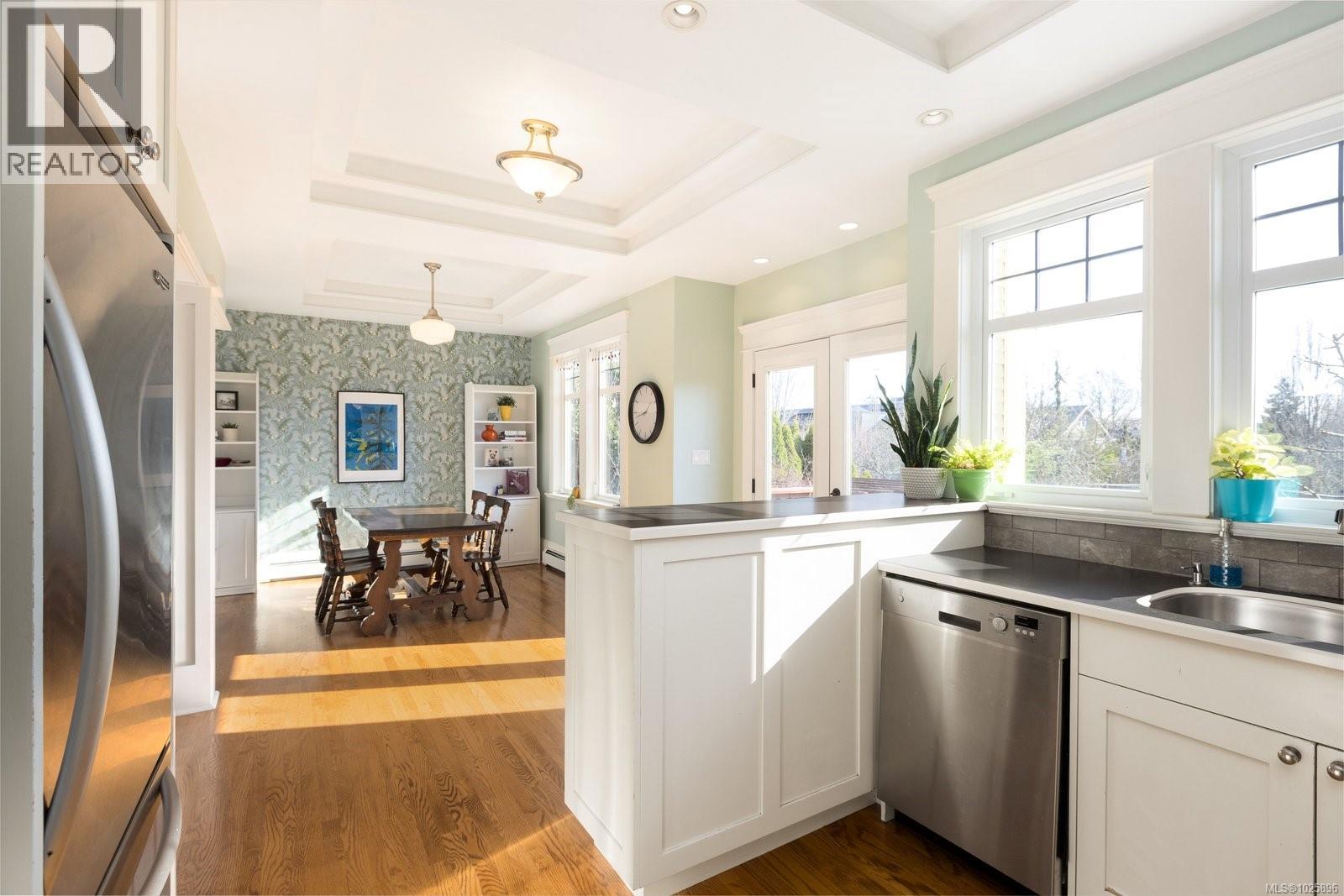  2231 Windsor Road, Oak Bay