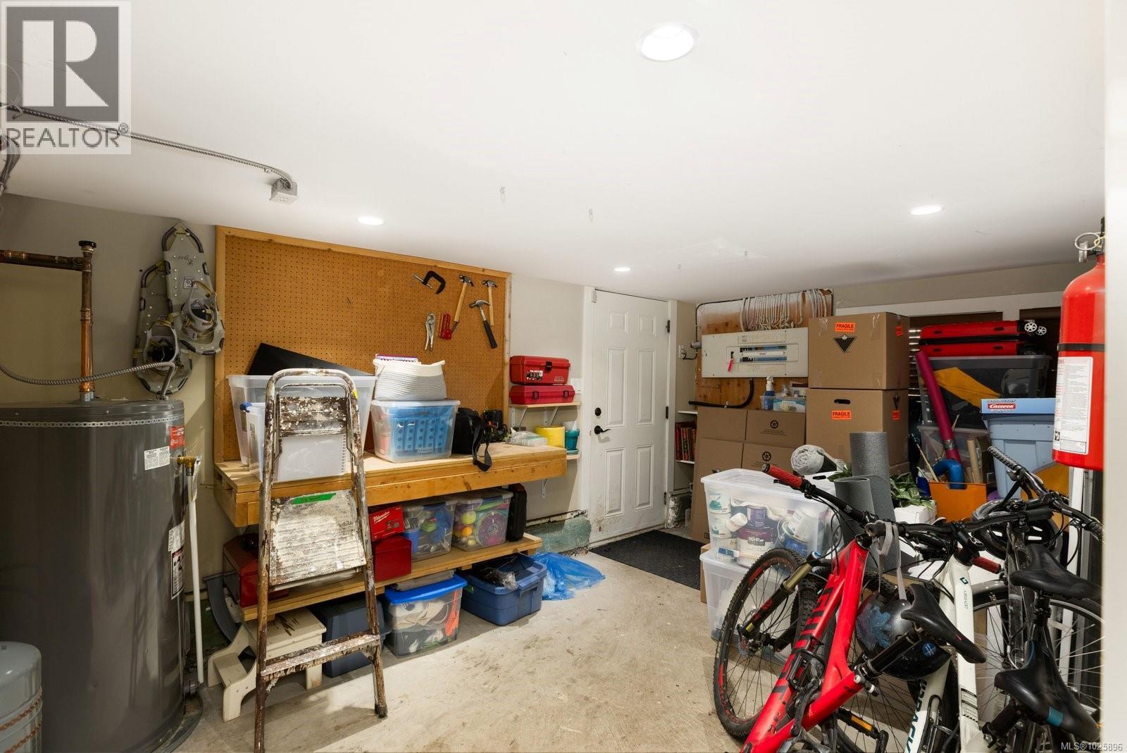  2231 Windsor Road, Oak Bay