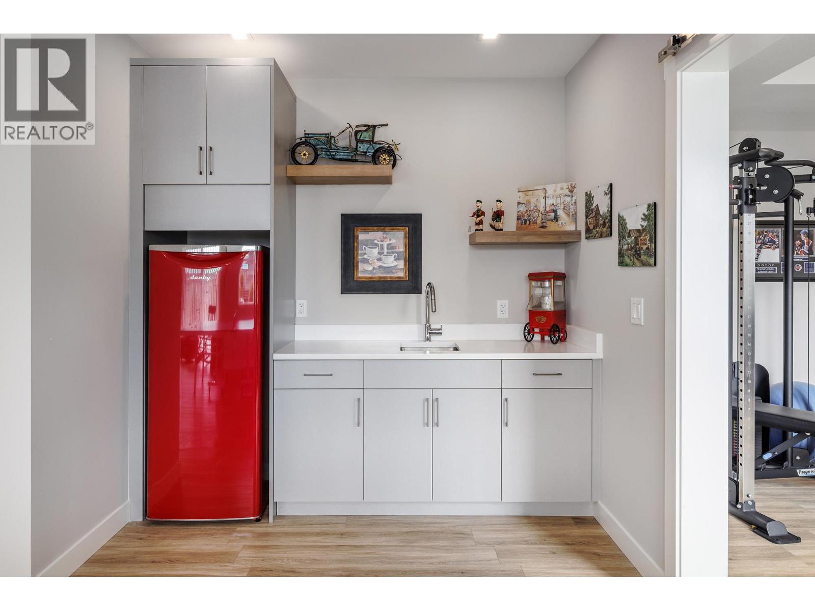 26 830 Westview Way, West Kelowna