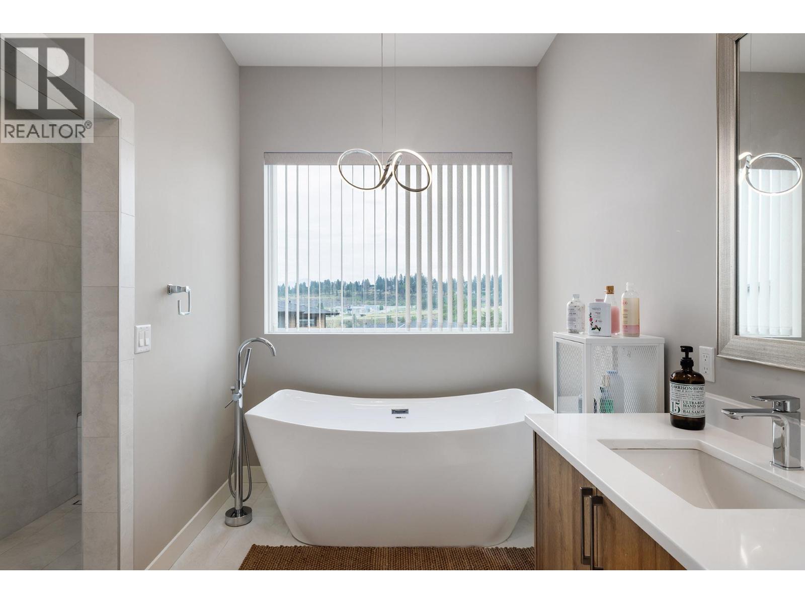 26 830 Westview Way, West Kelowna