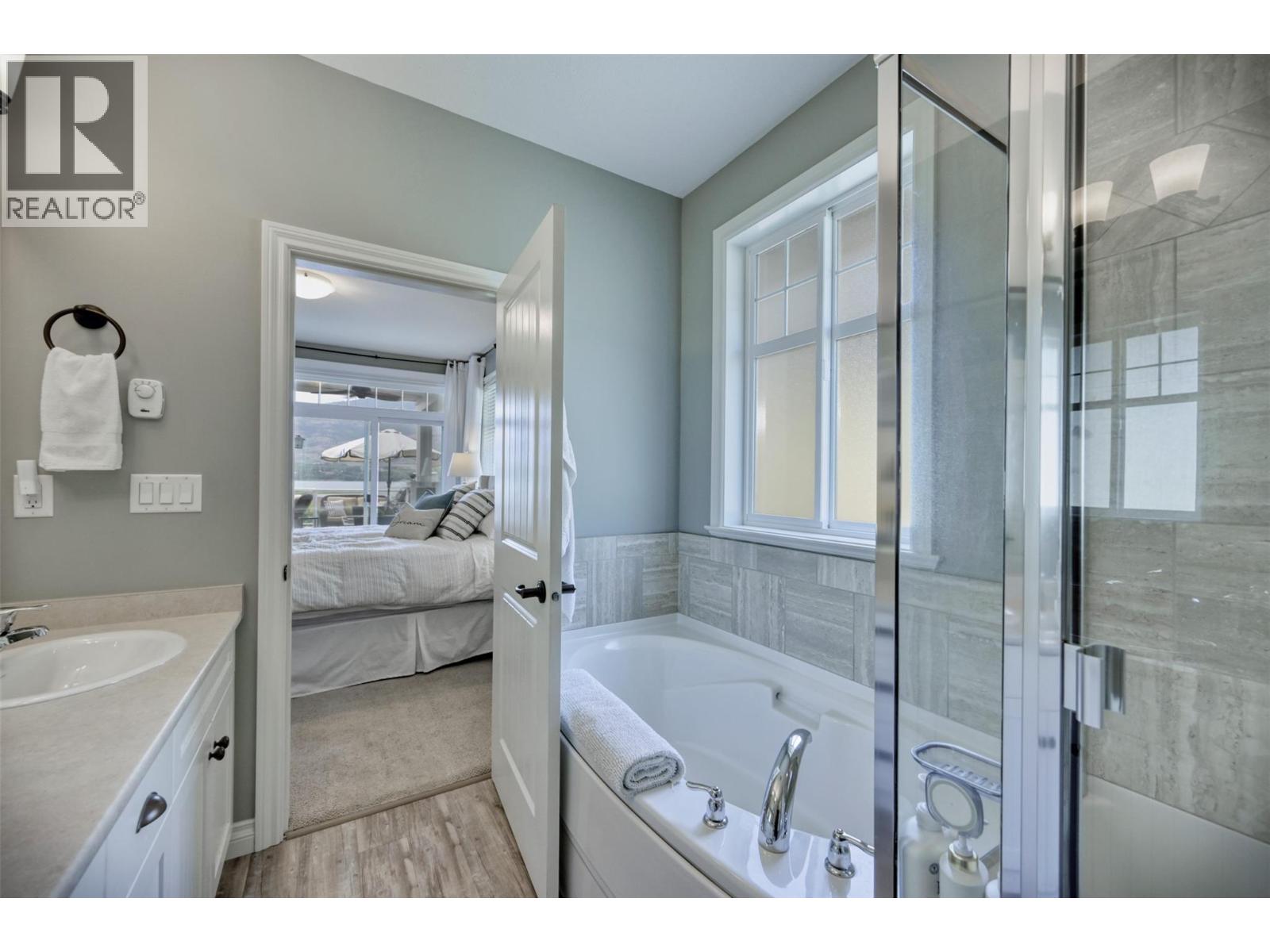 2450 RADIO TOWER Road Unit# 223, Oliver