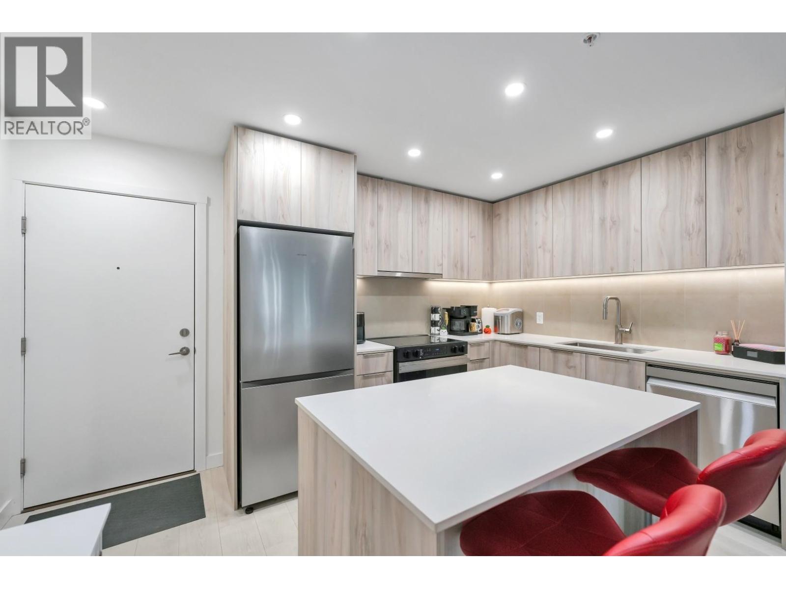 409 3596 MALSUM DRIVE — photo 6