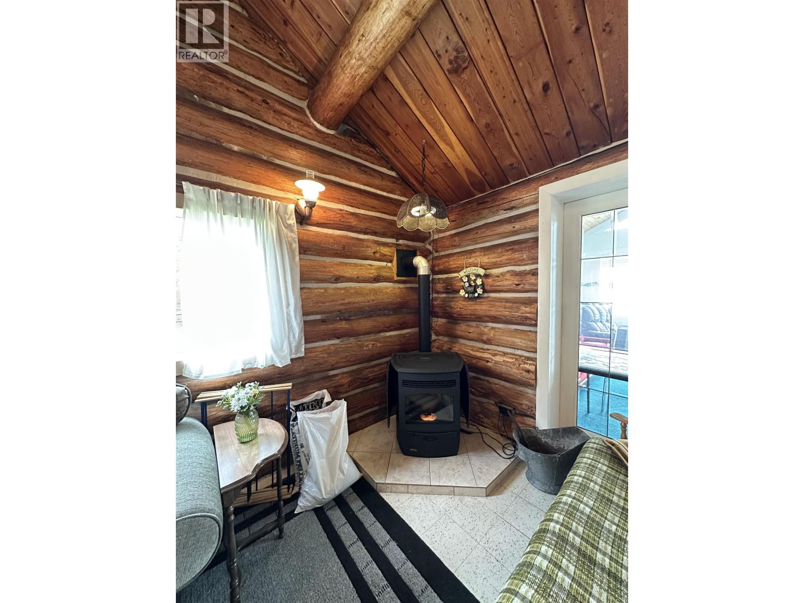 5738 N GREEN LAKE ROAD - 19