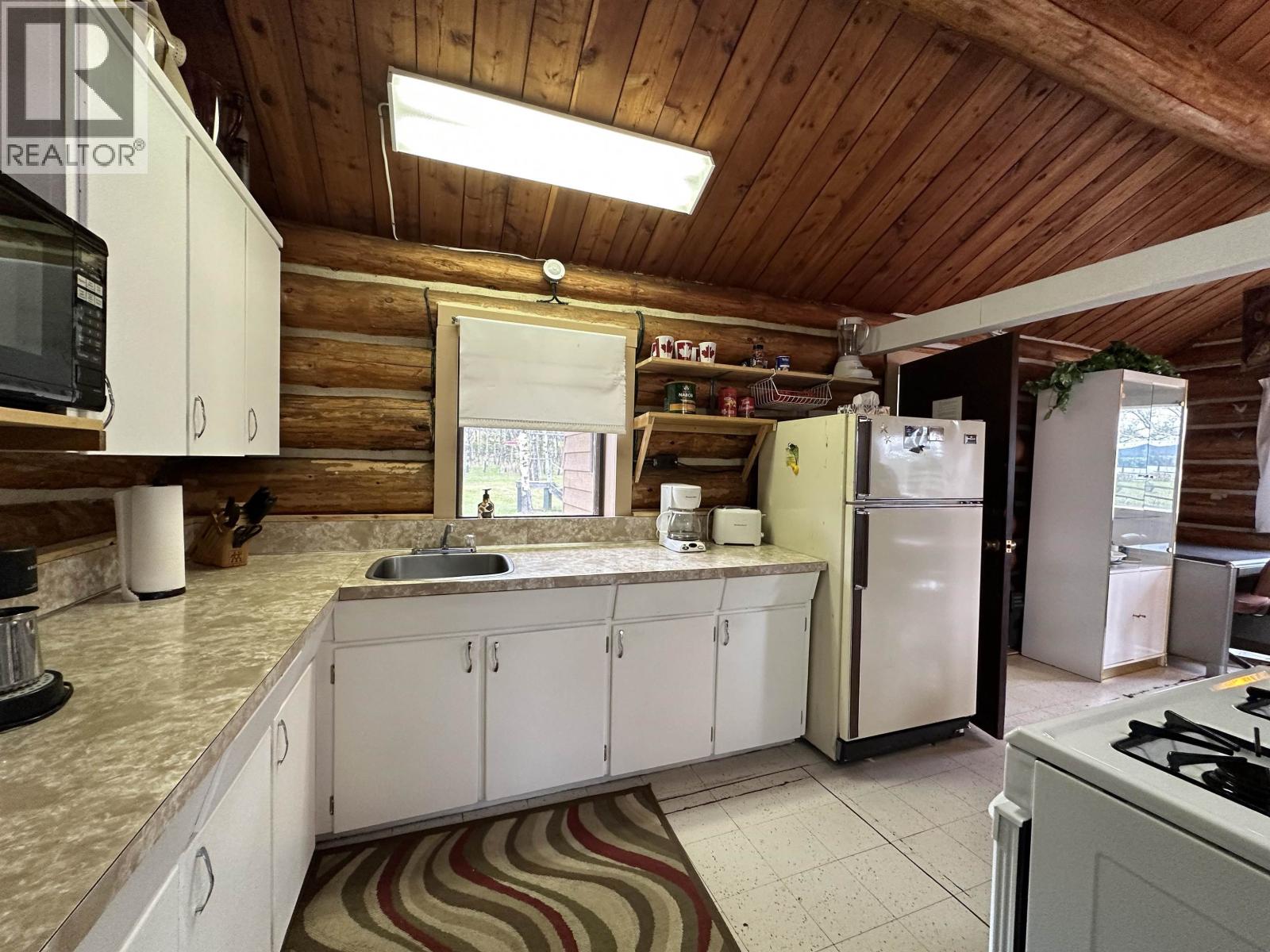 5738 N GREEN LAKE ROAD - 23