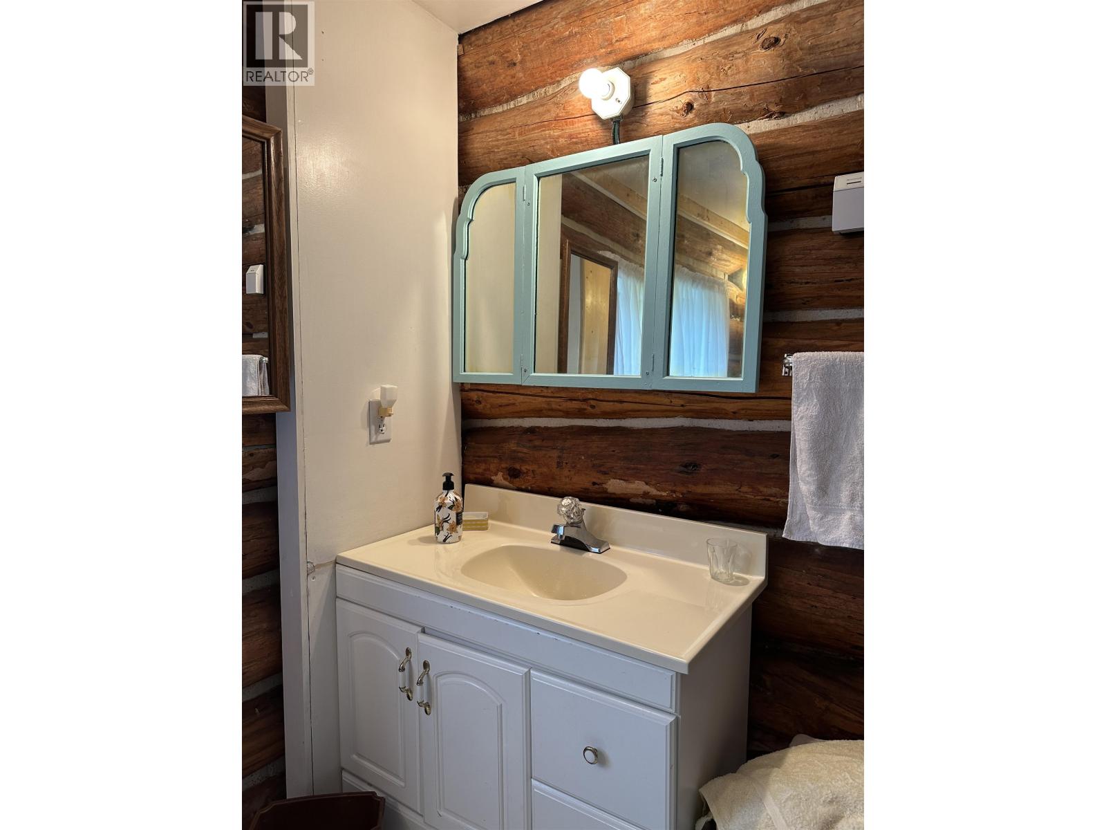 5738 N GREEN LAKE ROAD - 27