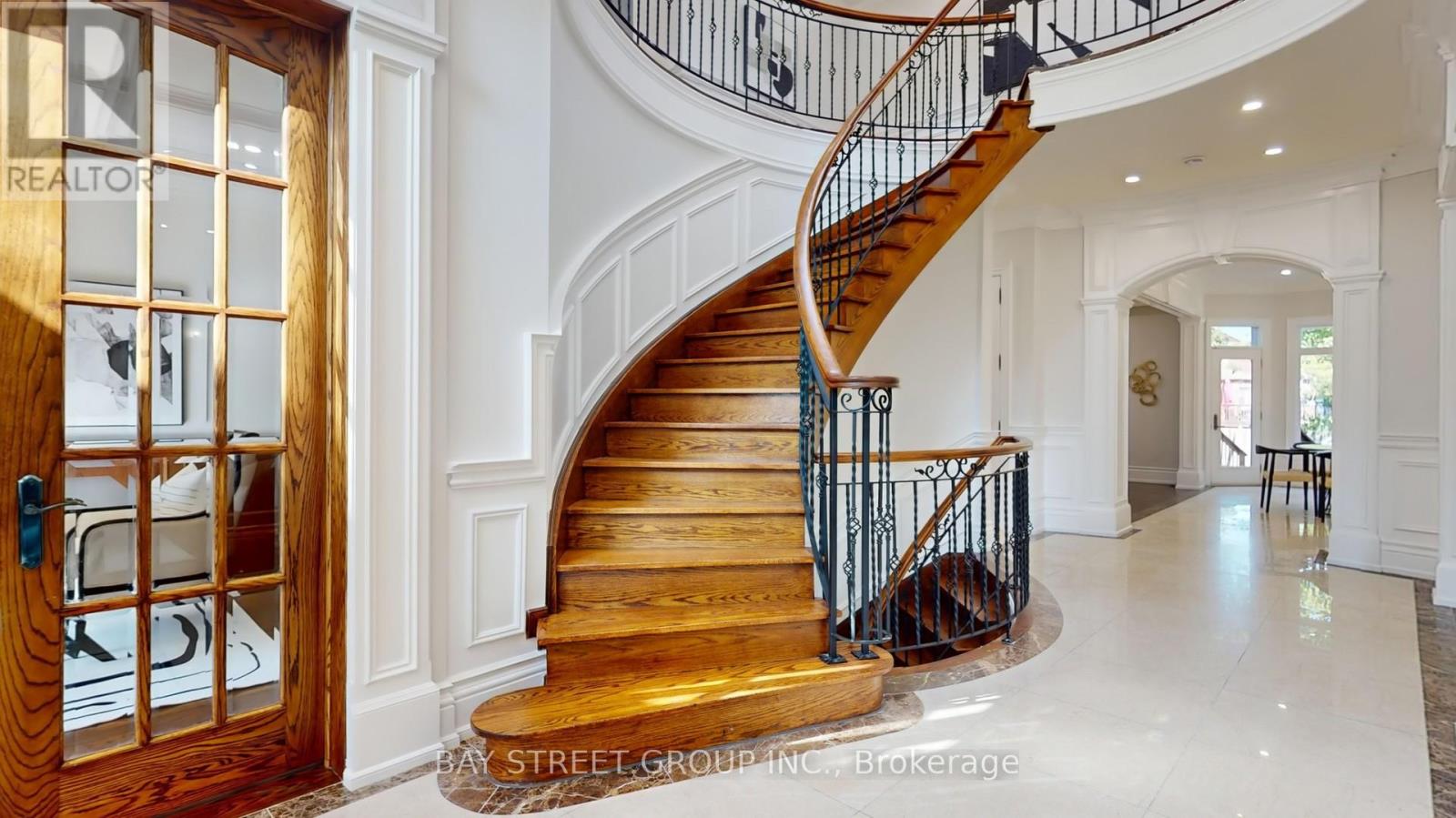 112 CENTRE AVENUE - Photo 4 of 50, Toronto (Newtonbrook East), Ontario