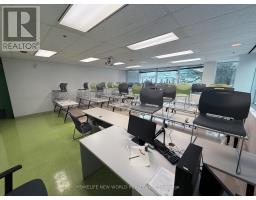 2nd Floor 265 Yorkland Boulevard, Toronto, ON M2J1S5 Photo 12