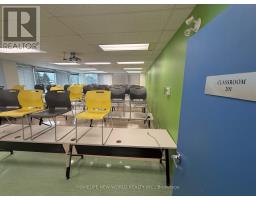 2nd Floor 265 Yorkland Boulevard, Toronto, ON M2J1S5 Photo 21