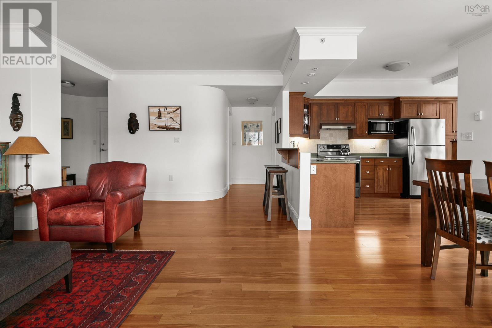 Property 16 of 38 of 303 3051 Isleville Street