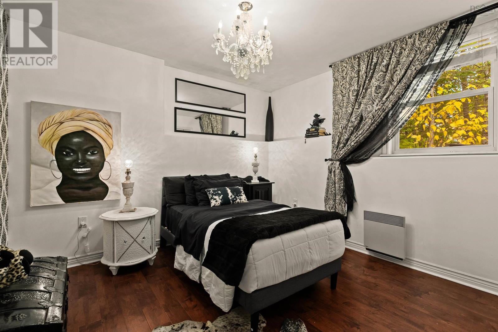 Property 35 of 50 of 390 Gleneagles Drive