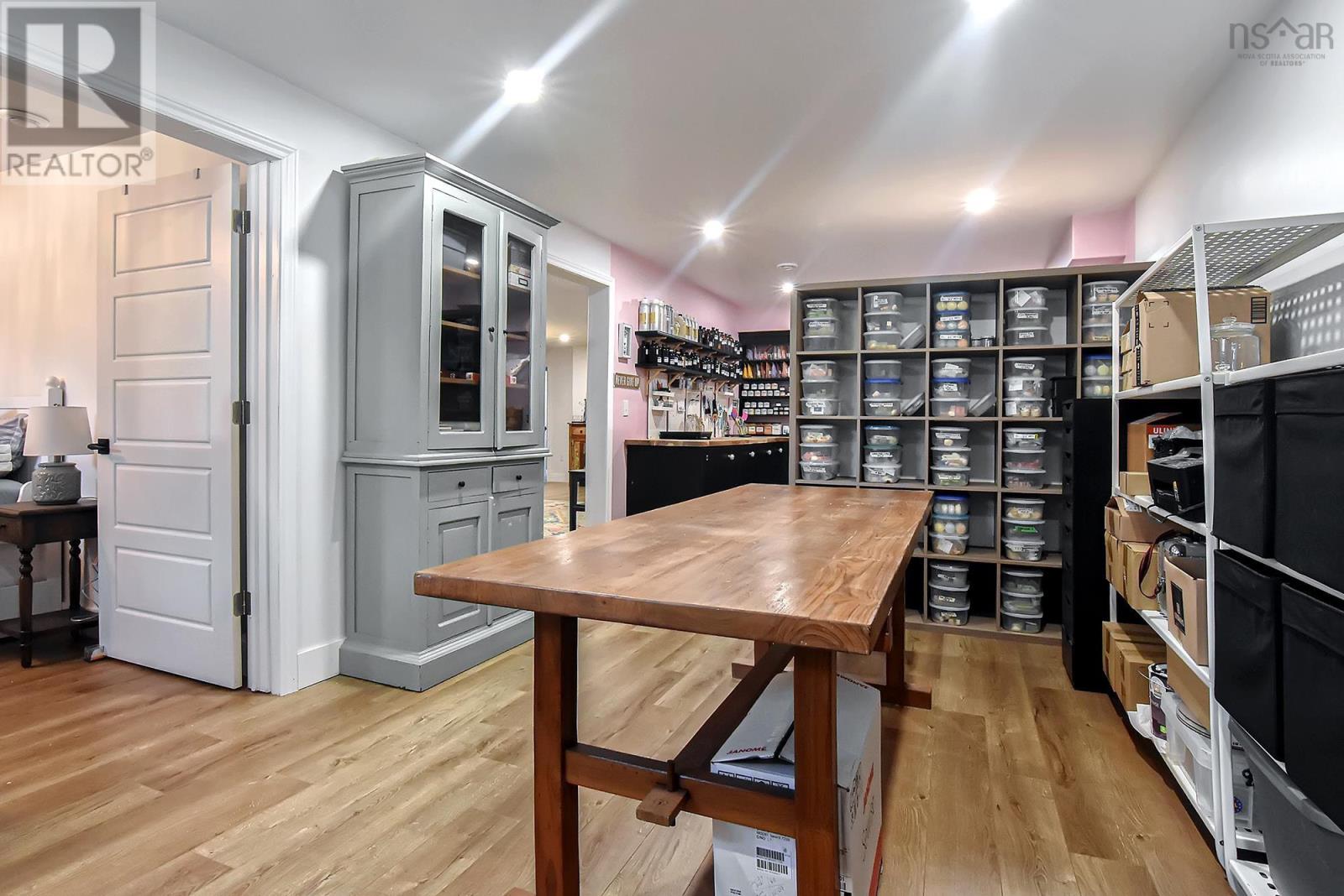 Property 25 of 44 of 9409 Highway 215