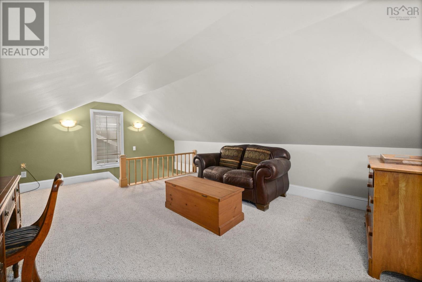 Property 25 of 44 of 3181 Hemlock Street