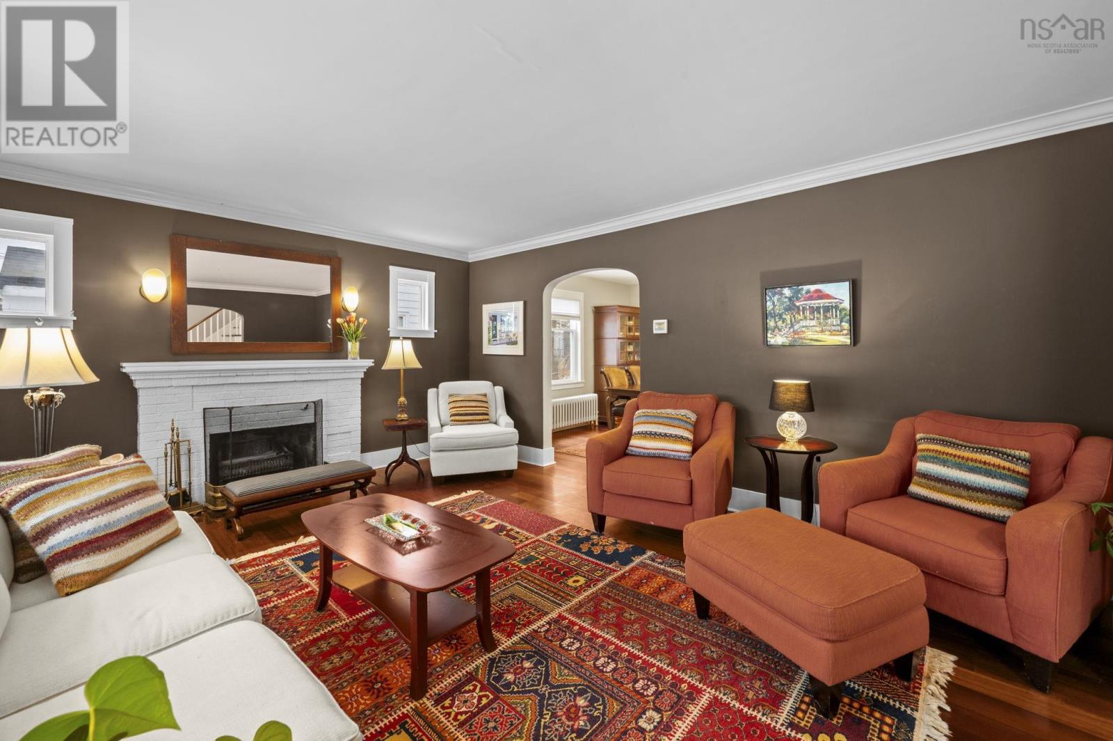 Property 5 of 44 of 3181 Hemlock Street