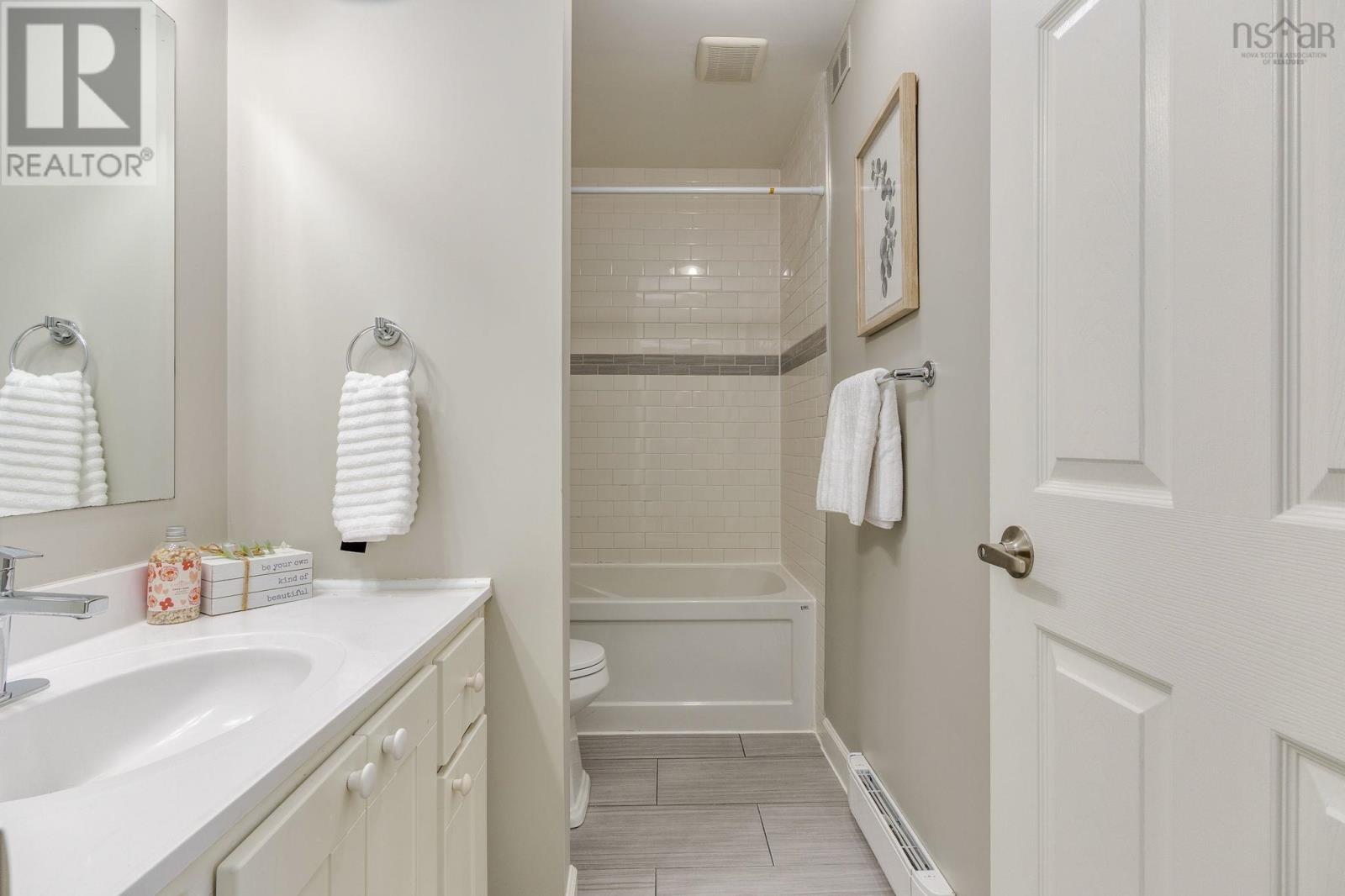 Property 20 of 42 of 1 3361 Ashton Lane