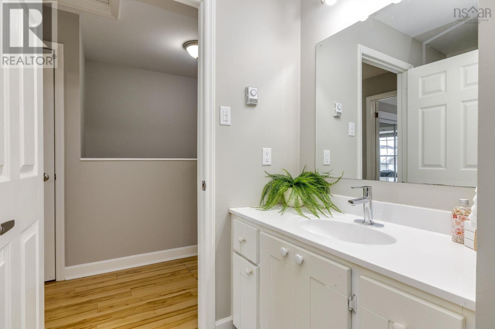 Property 23 of 42 of 1 3361 Ashton Lane