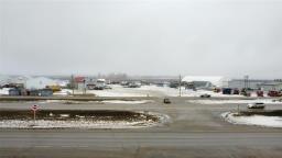 2742 Saskatchewan Avenue W, Portage La Prairie Rm, MB R0H1N1 Photo 6