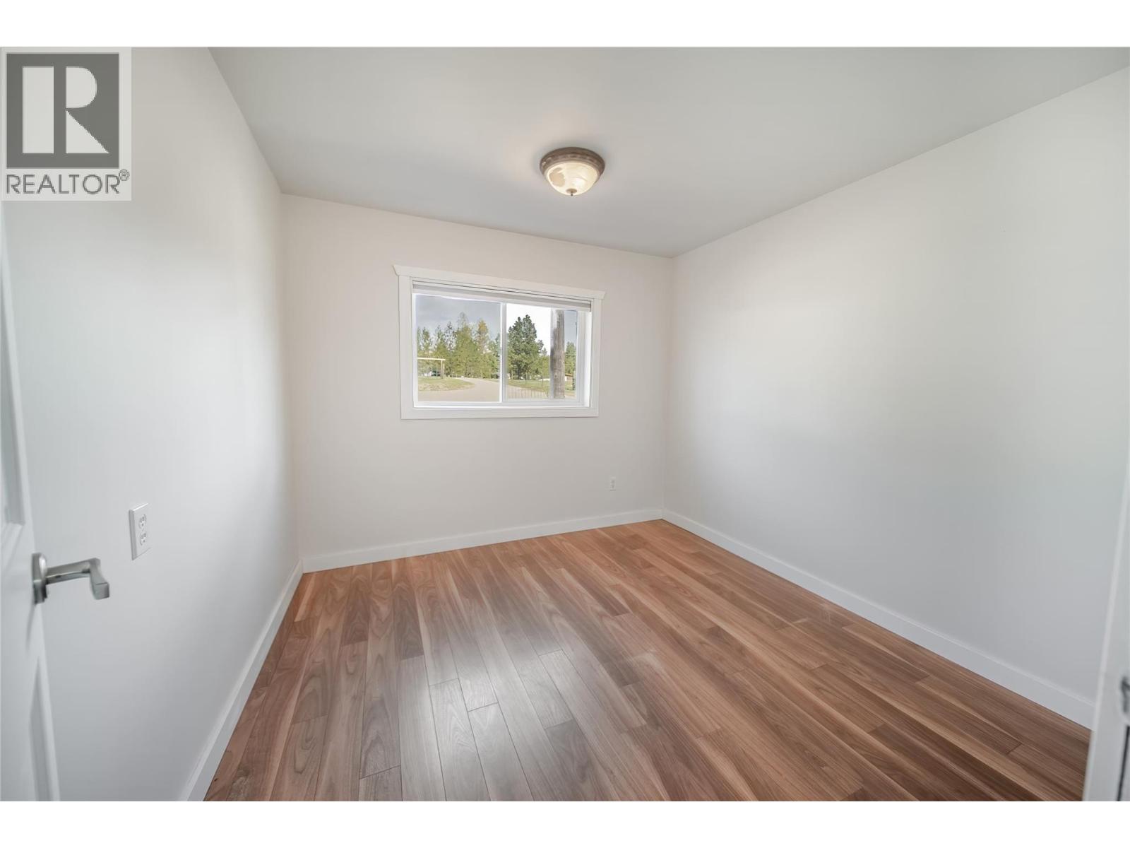 505 Chief David Road, Baynes Lake