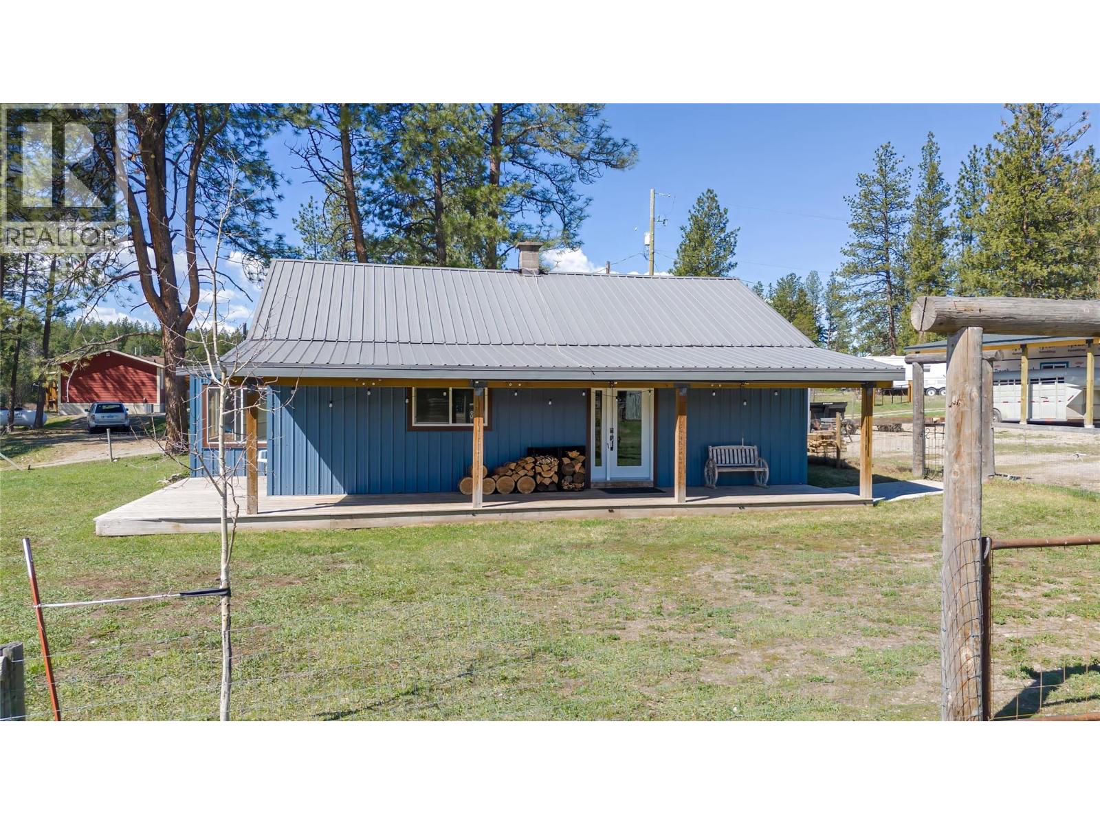 505 Chief David Road, Baynes Lake