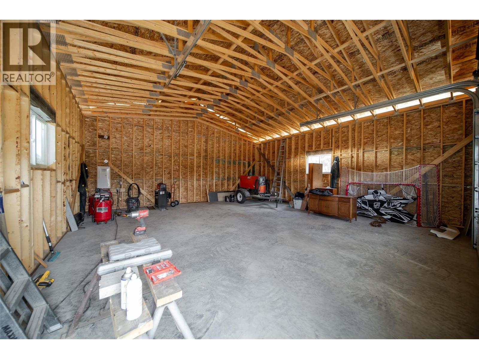 505 Chief David Road, Baynes Lake