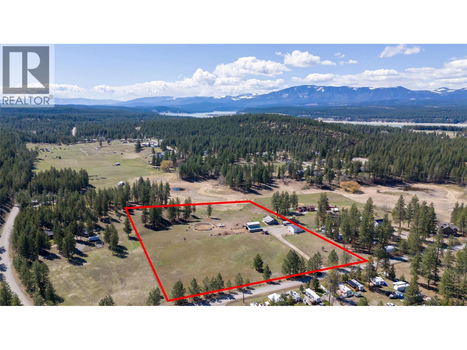 505 Chief David Road, Baynes Lake