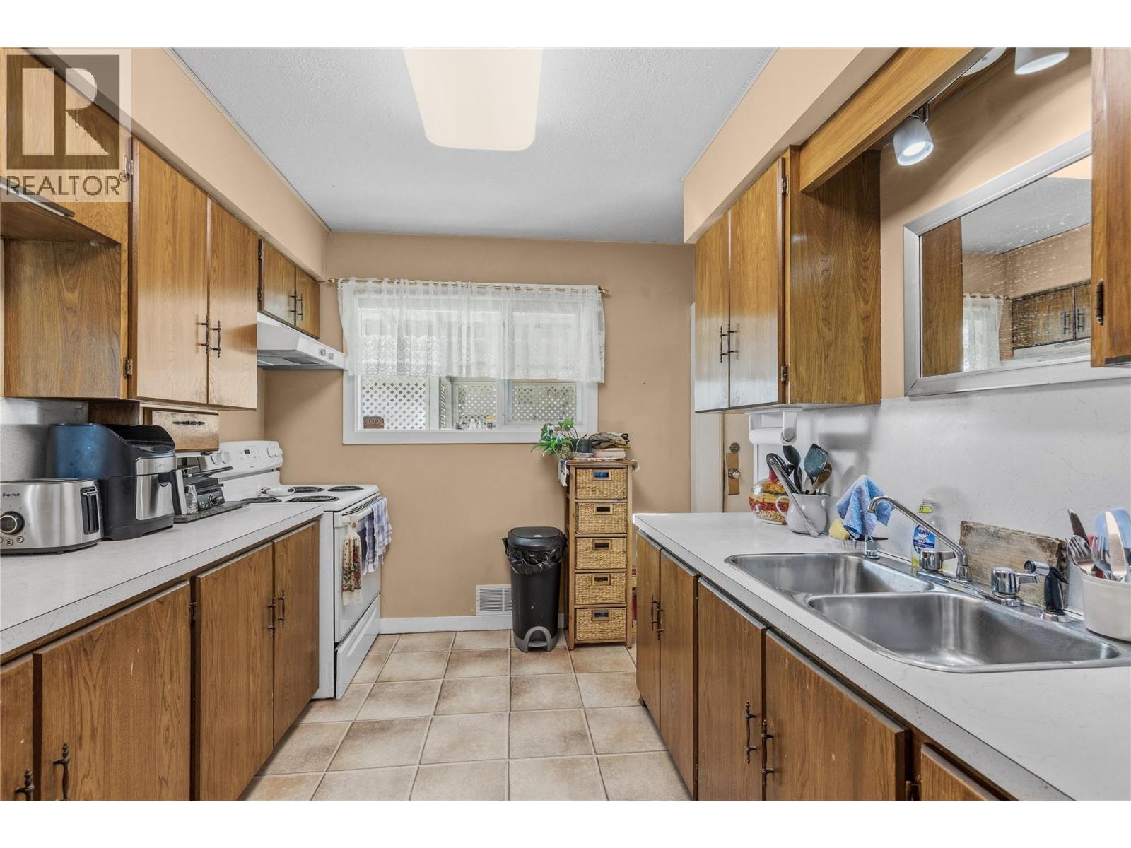 4402 20 Street, Vernon