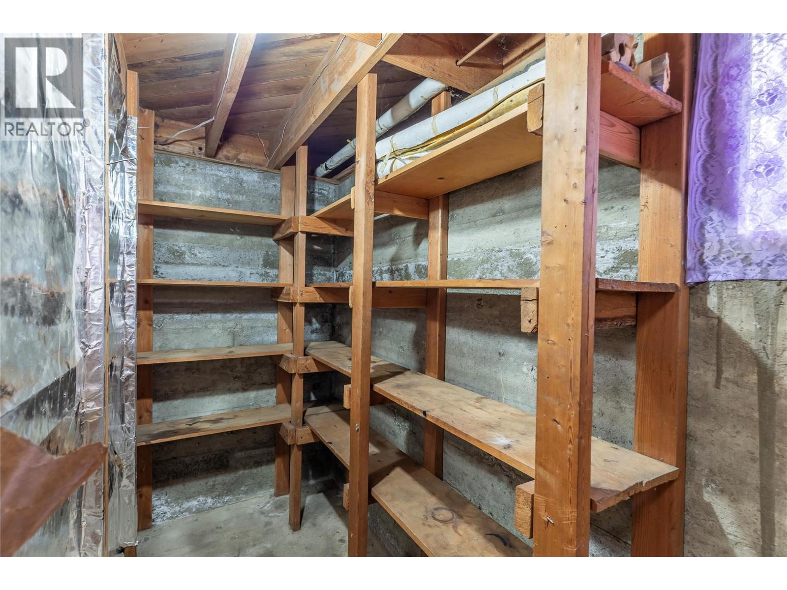 4402 20 Street - 37