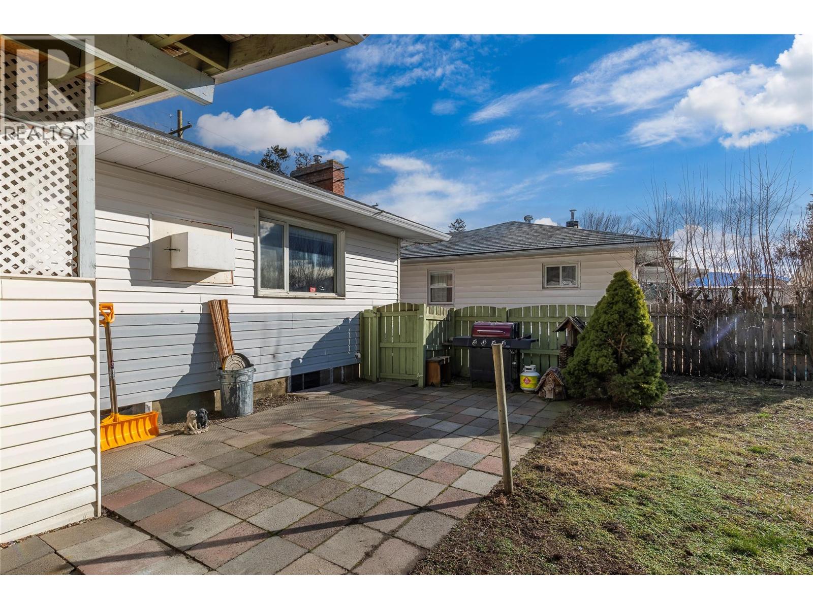 4402 20 Street - 45
