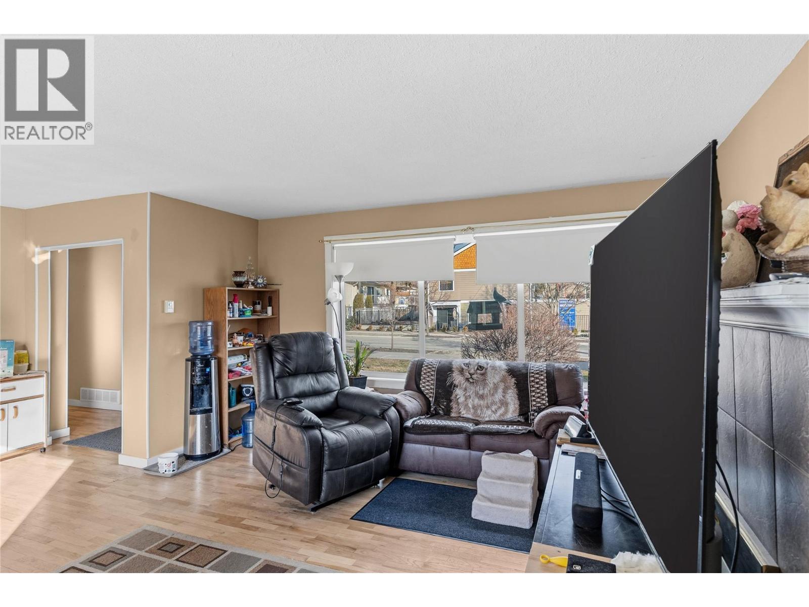 4402 20 Street - 6