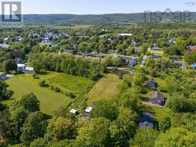 Property 8 of 12 of 3 Chipman Avenue