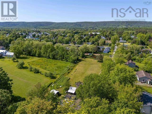 Property 4 of 12 of 3 Chipman Avenue