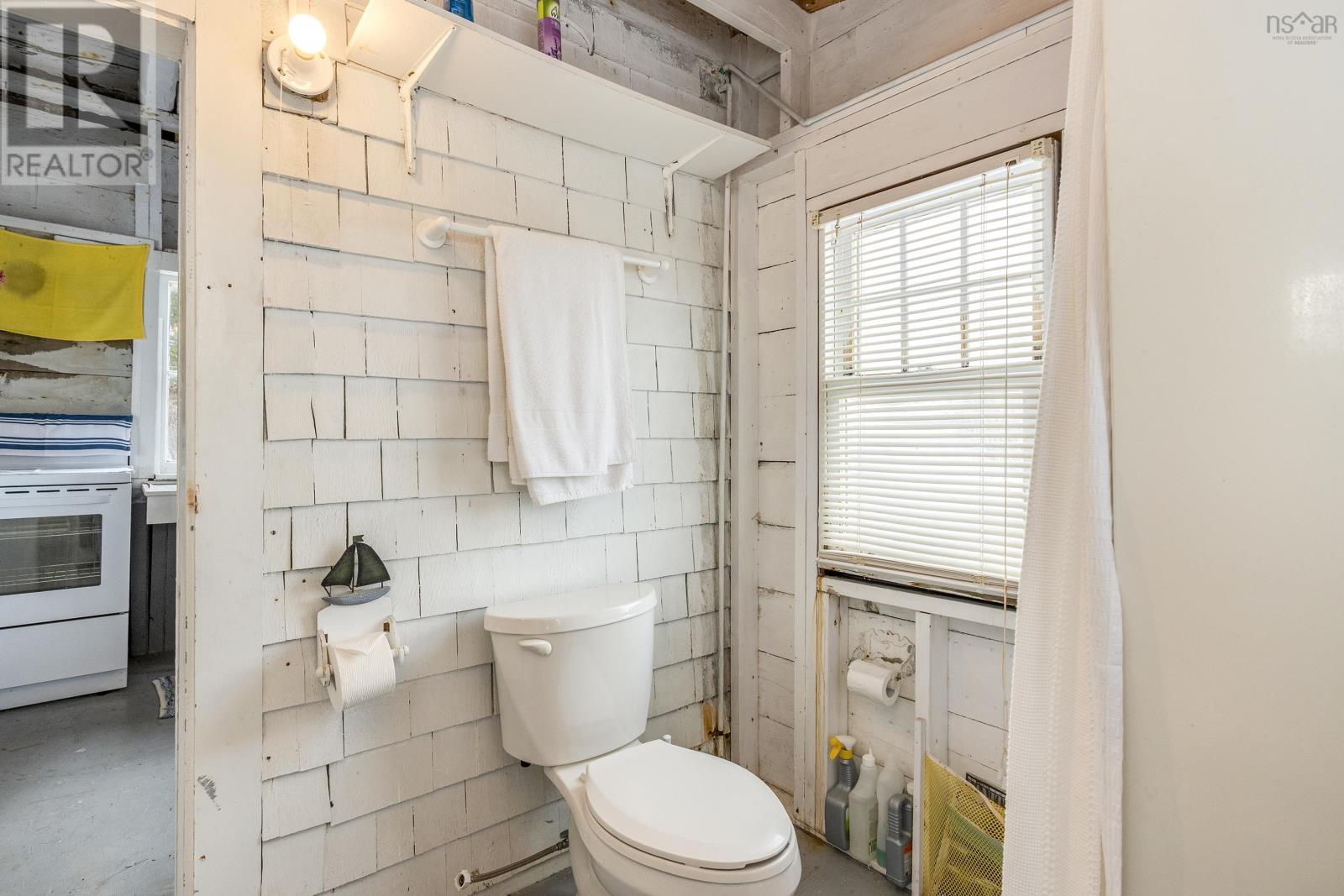 Property 13 of 32 of 3 Gordon Road