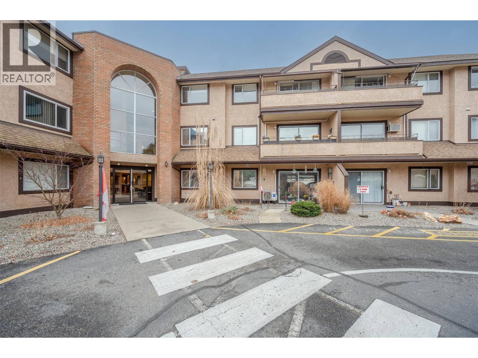 337 MCKINNEY Road Unit# 216, Oliver